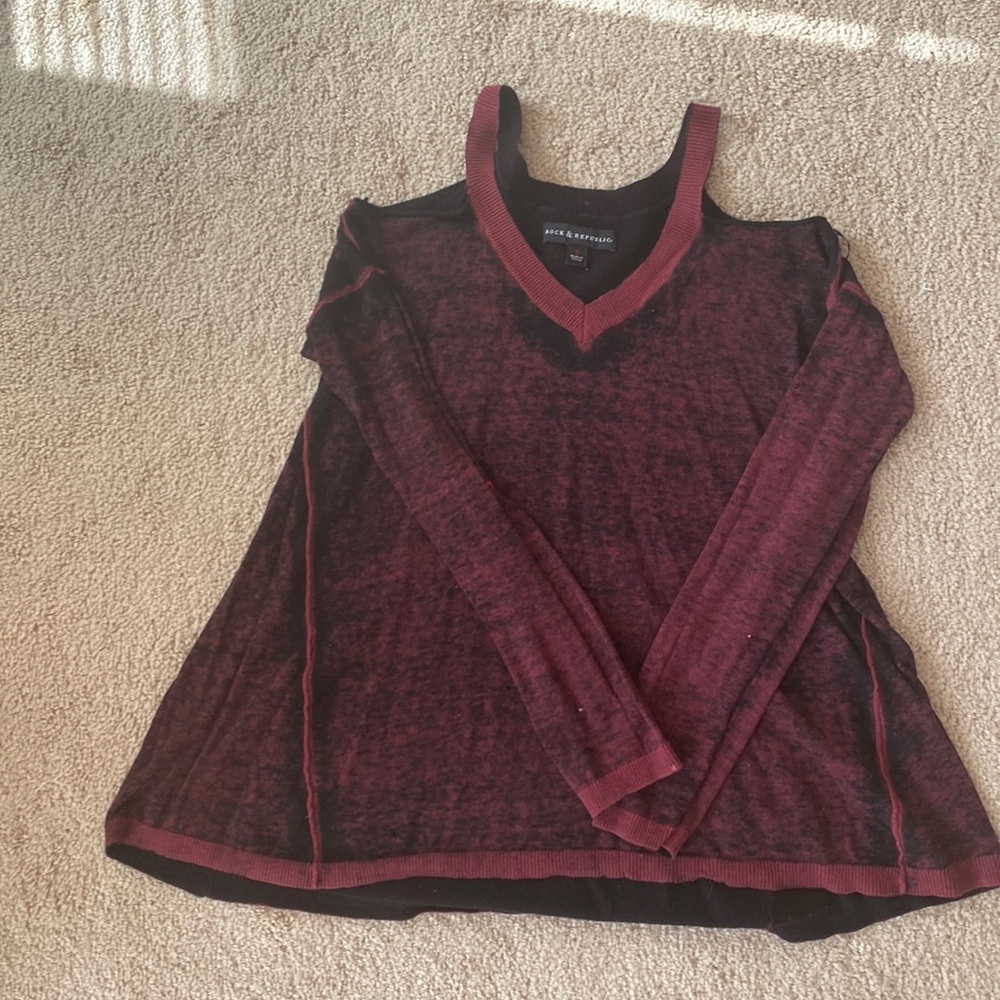 Cold shoulder long sleeve sweater